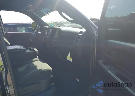 2024 Ram 2500 Tradesman 4X4 6'4 Box z USA, uszkodzony, nr VIN 3C6UR5CL9RG221333